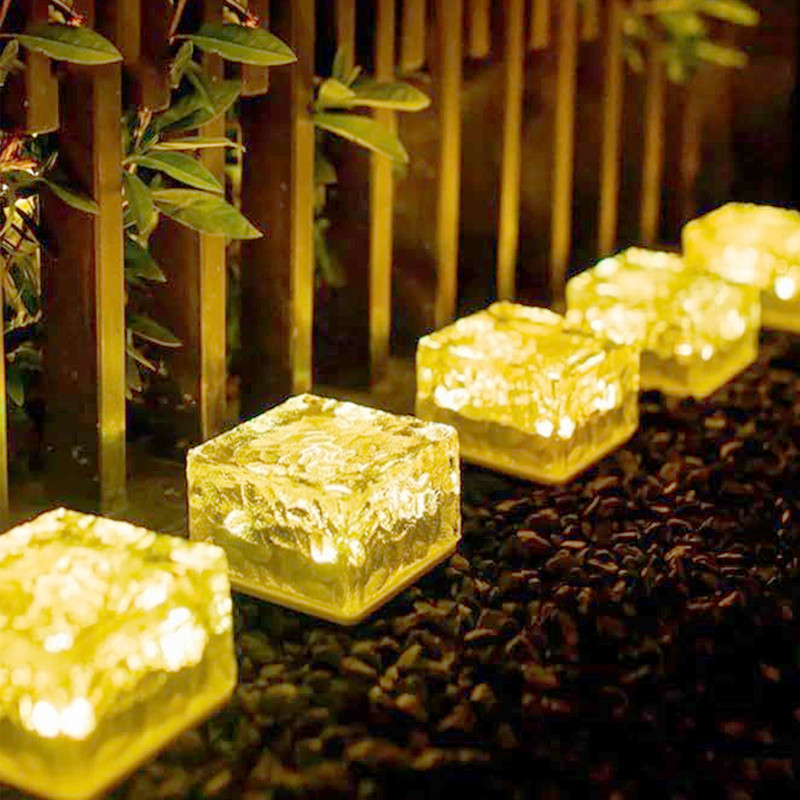 چراغ خورشیدی مدل ICE