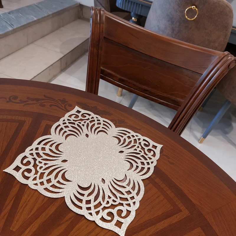 رومیزی مدل دکور طرح نسیم کد 22cm