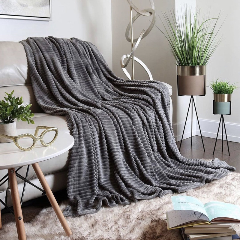 پتو مسافرتی مدل پلیسه سایز 240x220 سانتی متر