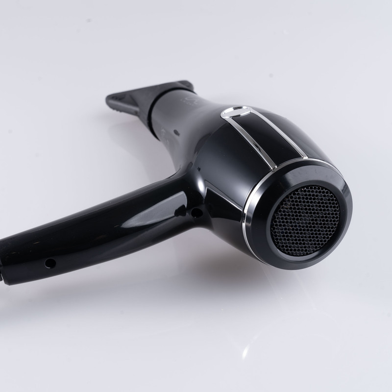 سشوار حرفه‌ای 2200 وات لایچی مدل L-9050، موتور AC، وزن 990 گرم، المنت فلز، دارای سری متمرکز‌کننده باریک با ویژگی صاف‌کنندگی، با قابلیت باد سرد