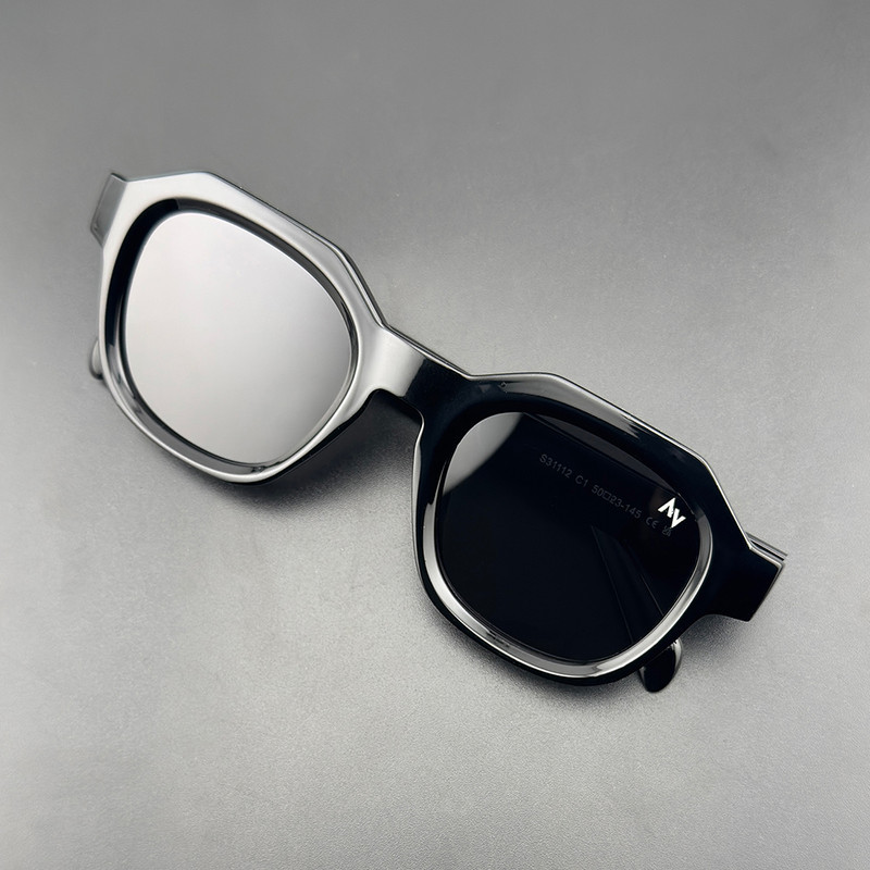 عینک آفتابی زنانه و مردانه آلبرت وگ مدل S31112C1 Avantgarde Visionary