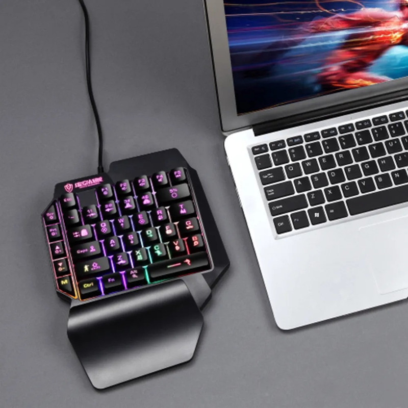 کیبورد مخصوص بازی شیپادو مدل RGB F6