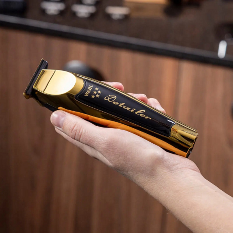 ماشین اصلاح موی سر و صورت وال پروفشنال مدل Cordless Detailer Li 3023