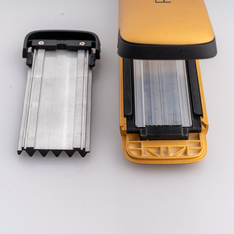 اتو و حالت دهنده ی مو حرفه ای رومئو مدل RM-6161