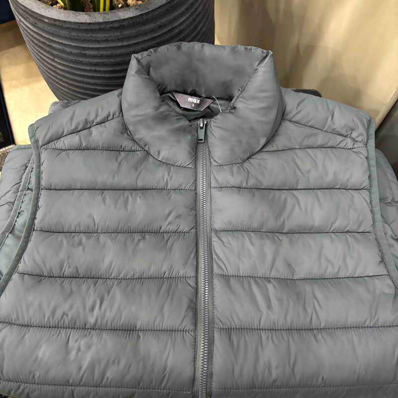 پافر مردانه مکس مدل Plain Sleeveless
