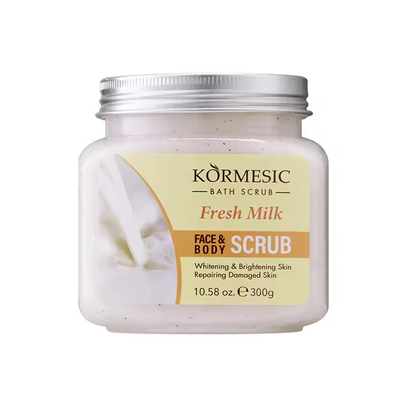 اسکراب لایه بردار صورت و بدن کورمسیک مدل عصاره شیر مناسب برای انواع پوست وزن 300 گرم