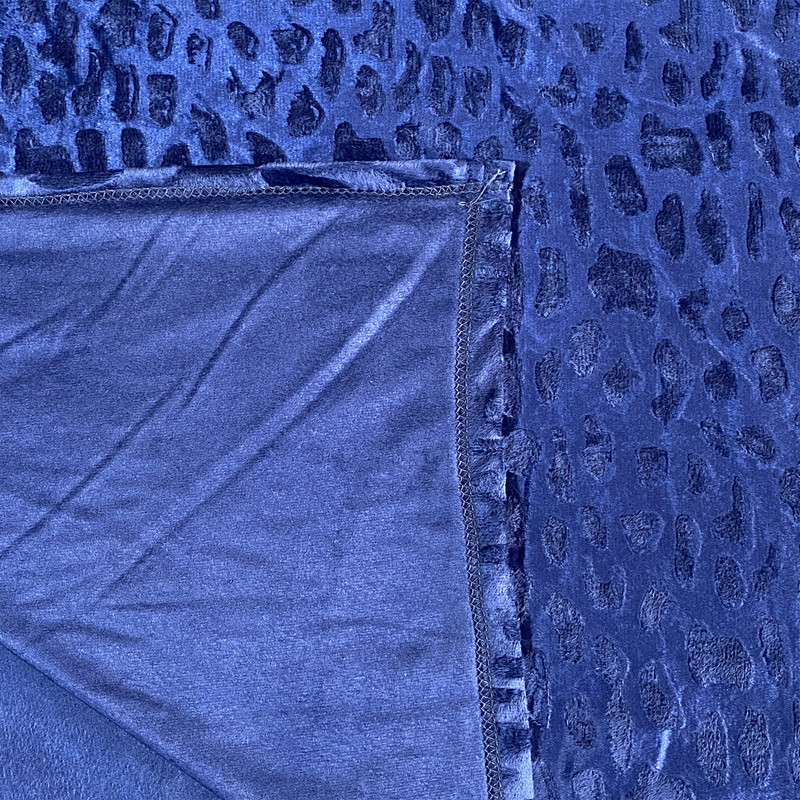 پتو مسافرتی شایسته مدل فایپکو اسکارلت مخمل سنگی سایز 155x205 سانتی متر