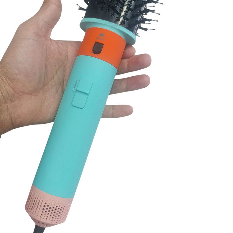 سشوار برس‌دار حالت‌دهنده 1200 وات مدل MC-6766 6in1