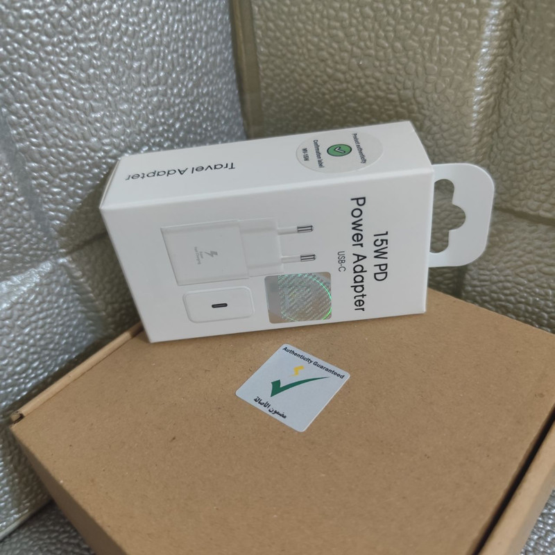 شارژر دیواری 15 وات مدل EP-T1510NBEGEU MV-15W