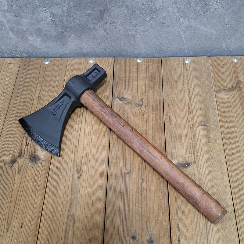 چکش تبری فولادی لاین مدل 005 کد 600G