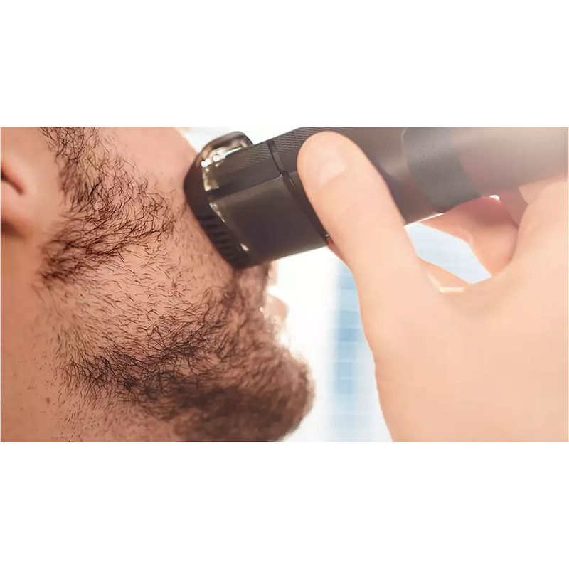 ماشین اصلاح موی صورت فیلیپس مدل BT520016 با تیغه‌های استیل ضدزنگ خود تیزشونده، طول اصلاح 0.4 تا 10 میلی‌متر، قابلیت استفاده با باتری و برق، شارژ USB یک ساعته و ضدآب با طراحی ارگونومیک و شانه قابل تنظیم دستی