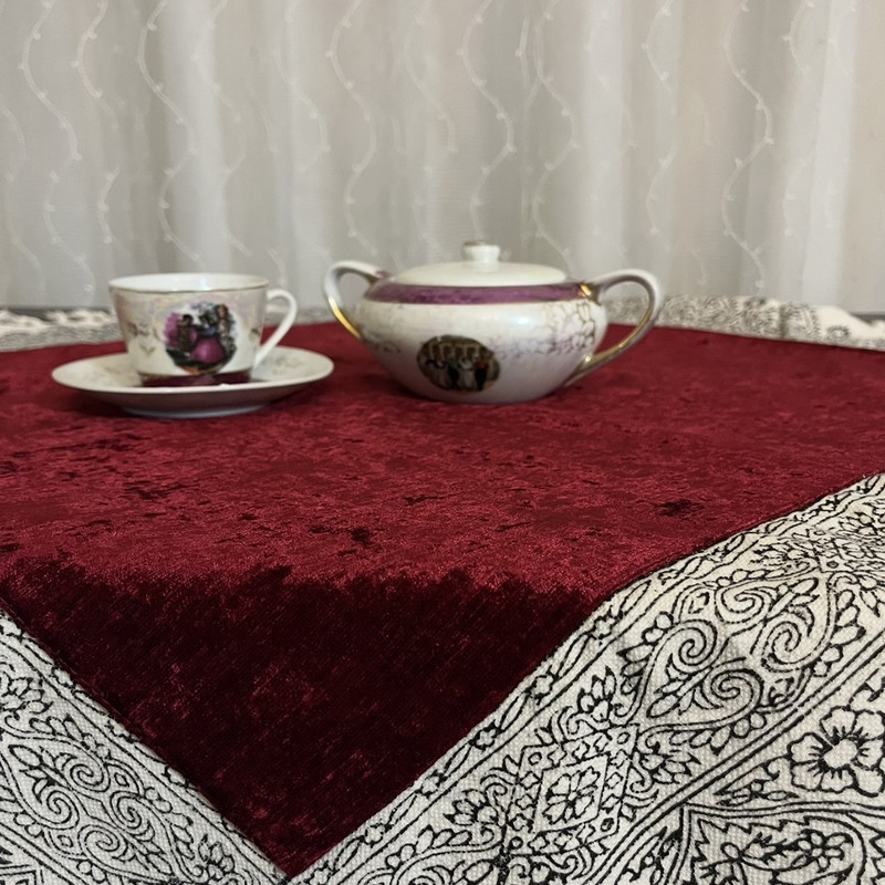 رومیزی مدل مخمل و قلمکار  سایز 80x80 سانتی‌متر