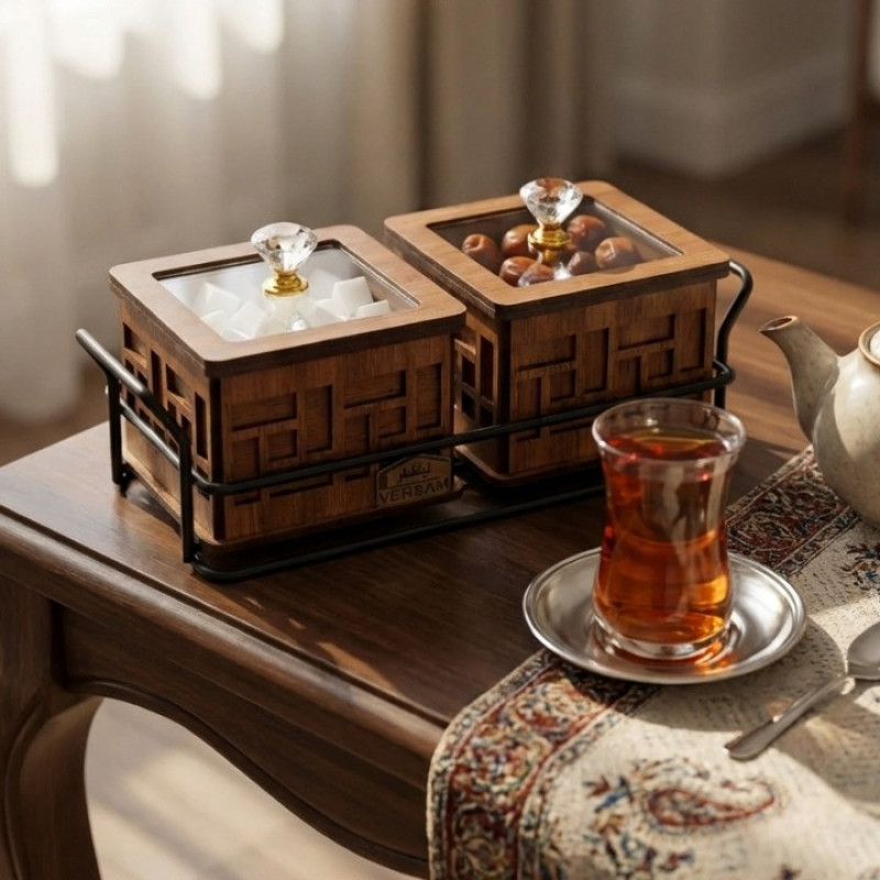 اردوخوری ایلقار مدل مربع 2 خانه‌ای با در پلکسی شفاف و دستگیره کریستالی، روی استند فلزی، ابعاد هر محفظه 9×9 سانتی‌متر