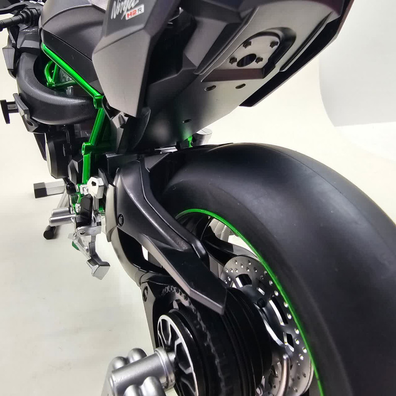 موتور بازی ناب سل مدل کاوازاکی نینجا H2R دودزا شارژی کد kawasaki h2r ninja spray 1:6 naab002