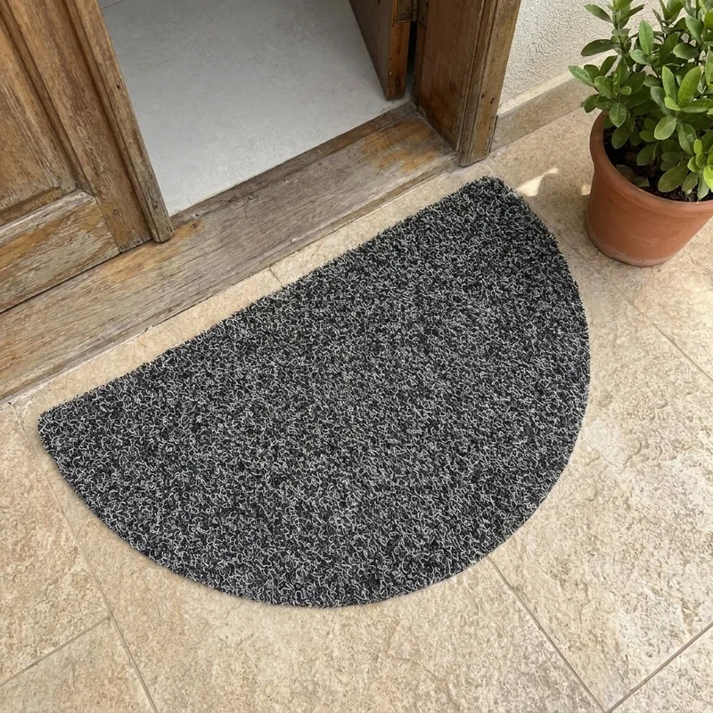 پادری مدل اسفنجی نیم دایره سایز 75x45 سانتی‌متر مناسب برای فضای بیرونی