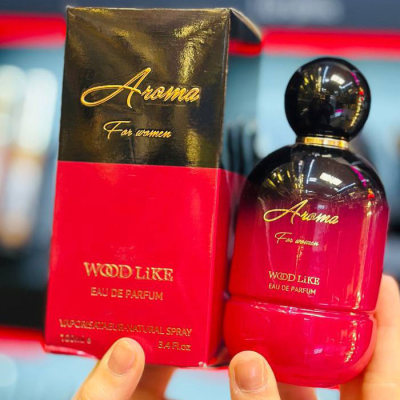 ادوپرفیوم زنانه وودلایک مدل Aroma با رایحه خنک حجم 90 میلی‌لیتر