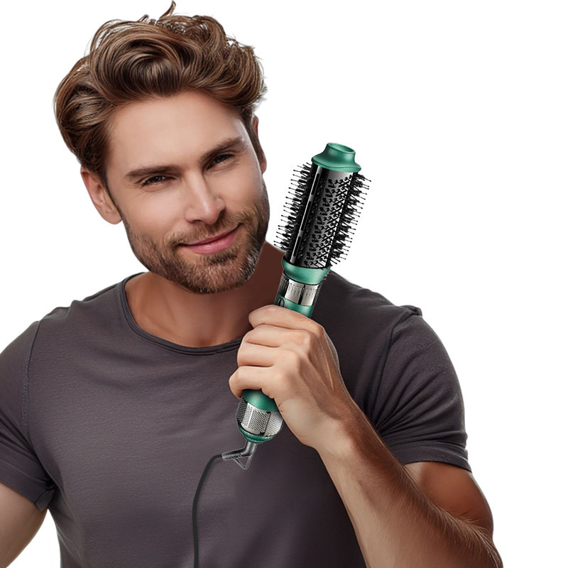 سشوار برس‌دار حالت‌دهنده 1000 وات وی جی ار مدل V-493، موتور DC، وزن 300 گرم، المنت سرامیک، دارای سری متمرکز‌کننده باریک، متمرکز‌کننده پهن، سری برس‌دار گرد پهن، سری برس‌دار تخت با ویژگی صاف‌کنندگی، حجم‌دهندگی، با قابلیت باد سرد