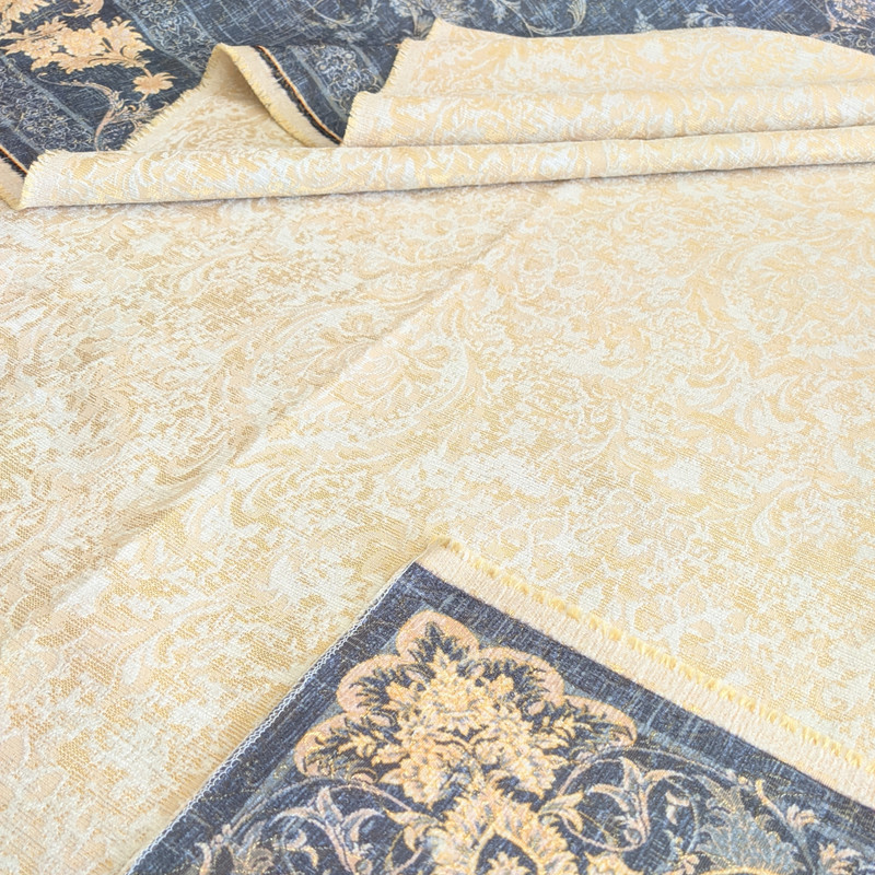 رومیزی مدل مخمل طرح سنتی سایز 190x135 سانتی‌متر